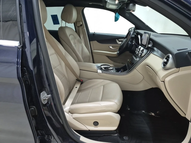 Mercedes-Benz GLC 300 * * CARFAX * * АВТО КРЕДИТ * * - автомобили, коли, обяви за нови и употребявани 6