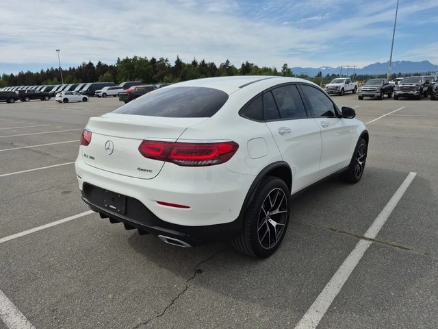 Mercedes-Benz GLC 300 2 КЛЮЧА * ПАНОРАМА * ПОДГРЕВИ * CARFAX - автомобили, коли, обяви за нови и употребявани 2