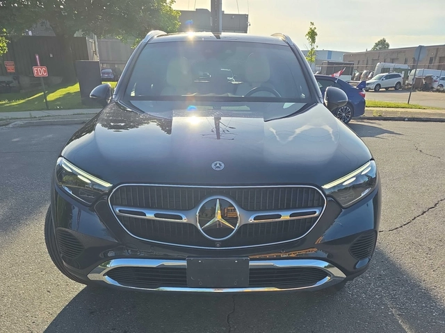 Mercedes-Benz GLC 300 2 КЛЮЧА * ПАНОРАМА * ПОДГРЕВИ * CARFAX - автомобили, коли, обяви за нови и употребявани 1