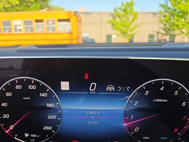 Mercedes-Benz GLC 300 2 КЛЮЧА * ПАНОРАМА * ПОДГРЕВИ * CARFAX - автомобили, коли, обяви за нови и употребявани 9