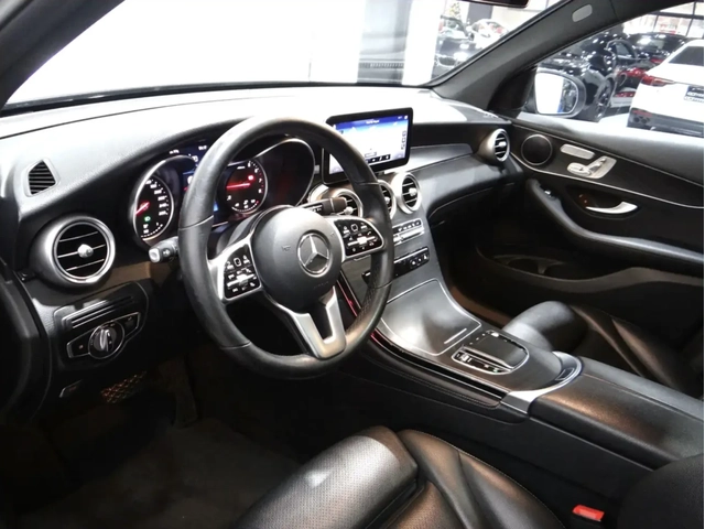 Mercedes-Benz GLC 300 2020 Mercedes-Benz GLC300 4MATIC - автомобили, коли, обяви за нови и употребявани 4