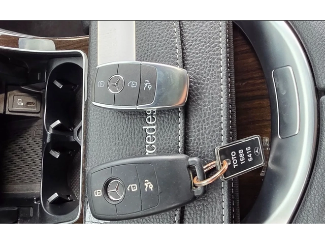 Mercedes-Benz GLC 300 - автомобили, коли, обяви за нови и употребявани 13