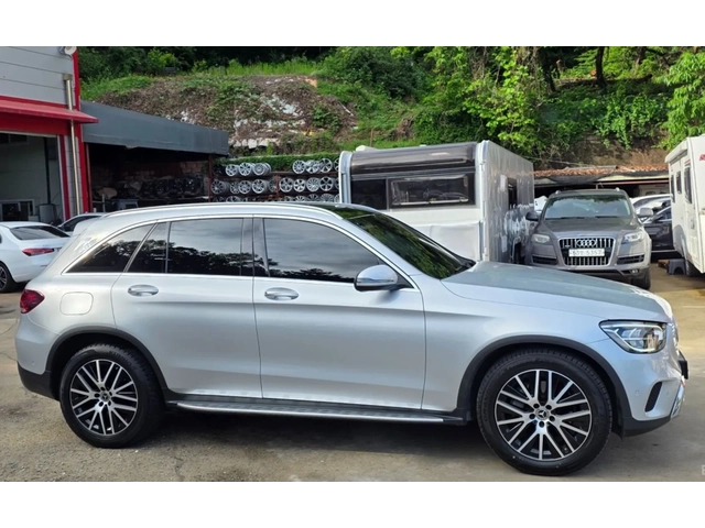 Mercedes-Benz GLC 300 - автомобили, коли, обяви за нови и употребявани 4