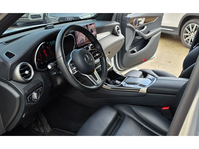 Mercedes-Benz GLC 300 - автомобили, коли, обяви за нови и употребявани 9