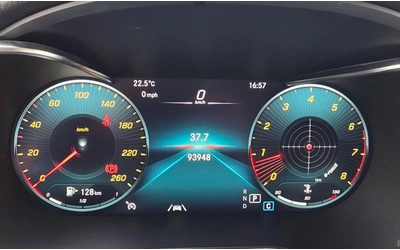 Mercedes-Benz GLC 300 - автомобили, коли, обяви за нови и употребявани 11