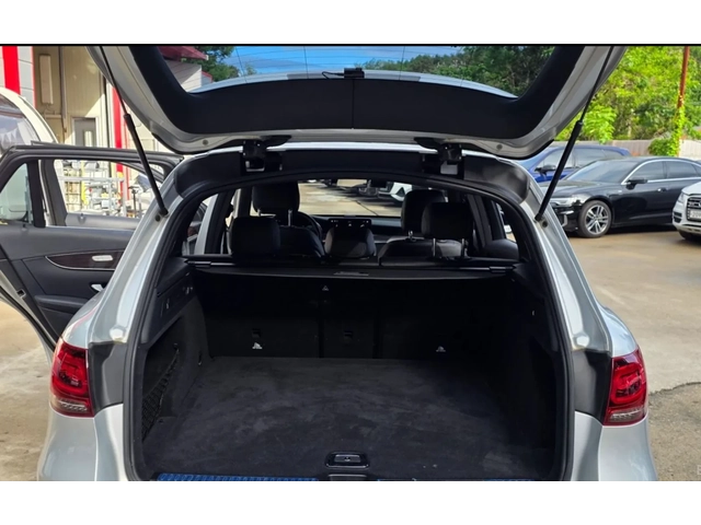 Mercedes-Benz GLC 300 - автомобили, коли, обяви за нови и употребявани 12
