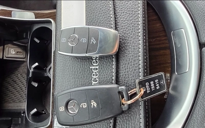 Mercedes-Benz GLC 300 - автомобили, коли, обяви за нови и употребявани 13