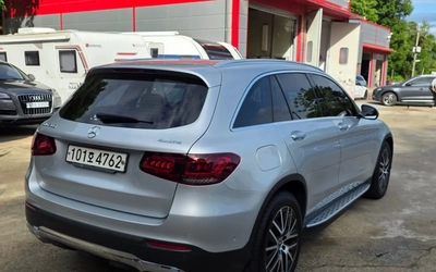 mercedes-benz-glc-300 - 2