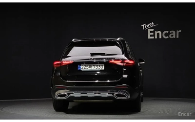 mercedes-benz-glc-300 - 3