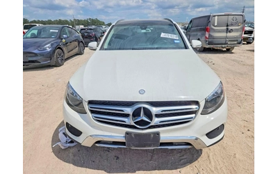 mercedes-benz-glc-300 - 4