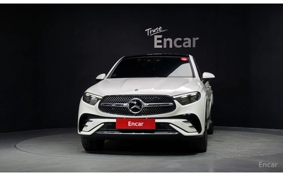 mercedes-benz-glc-300 - 1