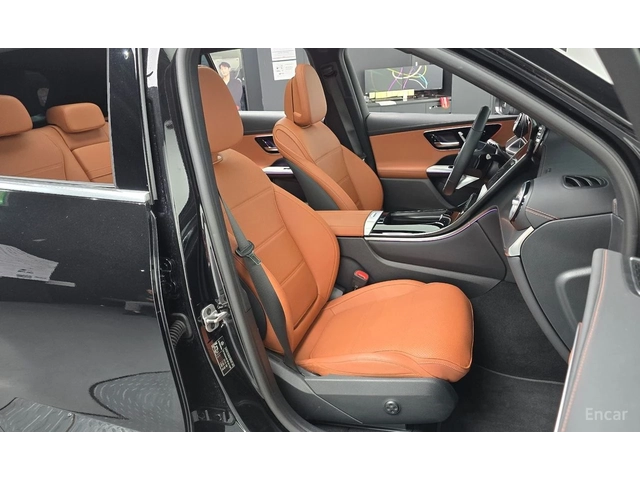 Mercedes-Benz GLC 300 4MATIC* AVANTGARDE* HEAD UP* ОБДУХ* КРАЙНА ЦЕНА - автомобили, коли, обяви за нови и употребявани 8