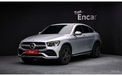 mercedes-benz-glc-300 - 0