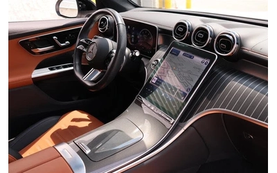 mercedes-benz-glc-300 - 4