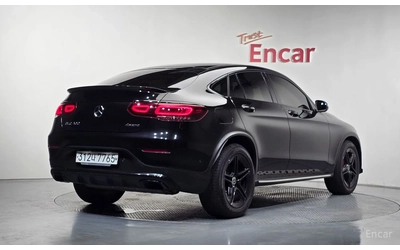 mercedes-benz-glc-300 - 1
