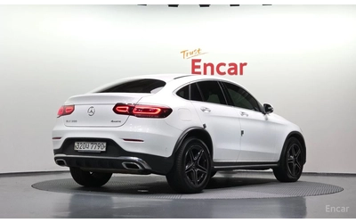mercedes-benz-glc-300 - 1