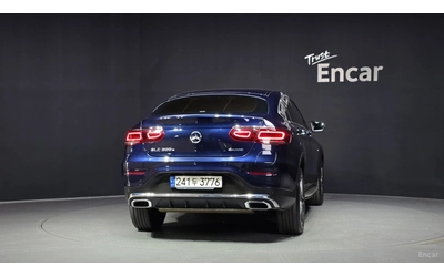 mercedes-benz-glc-300 - 3