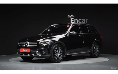 mercedes-benz-glc-300 - 0
