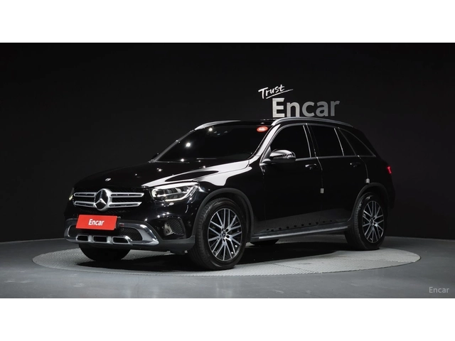 Mercedes-Benz GLC 300 AMG* ПАМЕТ* ПОДГРЕВ* КАМЕРА* ПАНО* ДВА КЛЮЧА - автомобили, коли, обяви за нови и употребявани 0