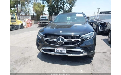 mercedes-benz-glc-300 - 1