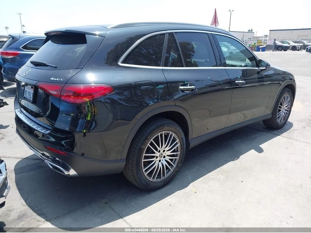 Mercedes-Benz GLC 300 4MATIC* ПОДГРЕВ* ОБДУХВАНЕ* 360* КАМЕРА* HUD* - автомобили, коли, обяви за нови и употребявани 3