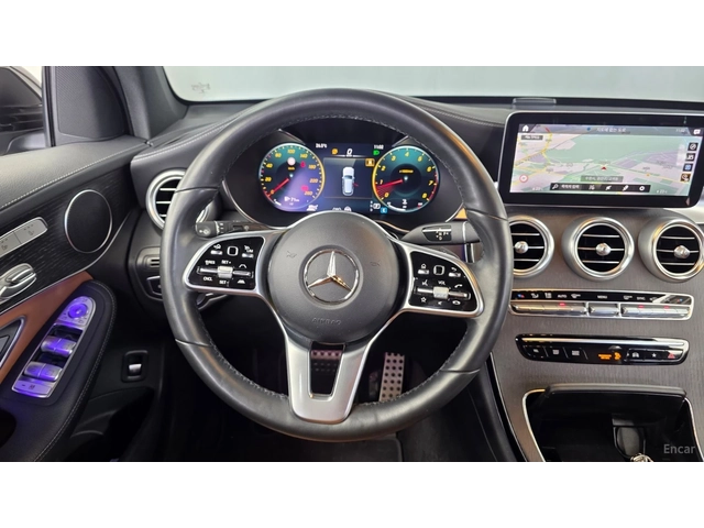 Mercedes-Benz GLC 300 4MATIC/DIGITAL/HEAD-UP/PANOROOF/DRIVE-ASSISTS - автомобили, коли, обяви за нови и употребявани 6