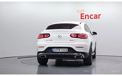 mercedes-benz-glc-300 - 3