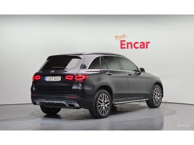 Mercedes-Benz GLC 300 ДИСТРОНИК* 360КАМЕРА* ХЕДЪП* LANE* ASSIST* - автомобили, коли, обяви за нови и употребявани 1