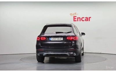 mercedes-benz-glc-300 - 3