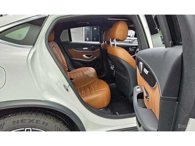 Mercedes-Benz GLC 300 AMG* LINE* COUPE* ОБДУХВАНЕ* ДИСТРОНИК* ХЕДЪП* - автомобили, коли, обяви за нови и употребявани 14