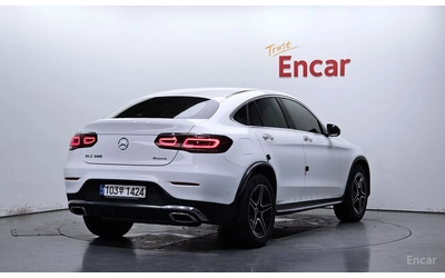 mercedes-benz-glc-300 - 1