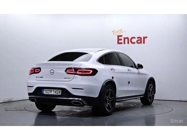 Mercedes-Benz GLC 300 AMG* LINE* COUPE* ОБДУХВАНЕ* ДИСТРОНИК* ХЕДЪП* - автомобили, коли, обяви за нови и употребявани 1