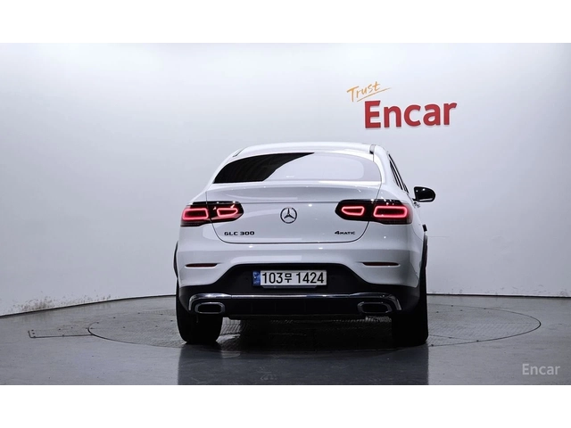 Mercedes-Benz GLC 300 AMG* LINE* COUPE* ОБДУХВАНЕ* ДИСТРОНИК* ХЕДЪП* - автомобили, коли, обяви за нови и употребявани 3