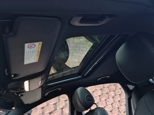Mercedes-Benz GLC 300 4MATIC Coupé - автомобили, коли, обяви за нови и употребявани 10
