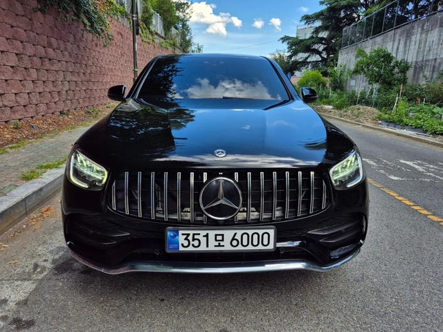 Mercedes-Benz GLC 300 4MATIC Coupé - автомобили, коли, обяви за нови и употребявани 1