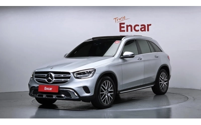 mercedes-benz-glc-300 - 0