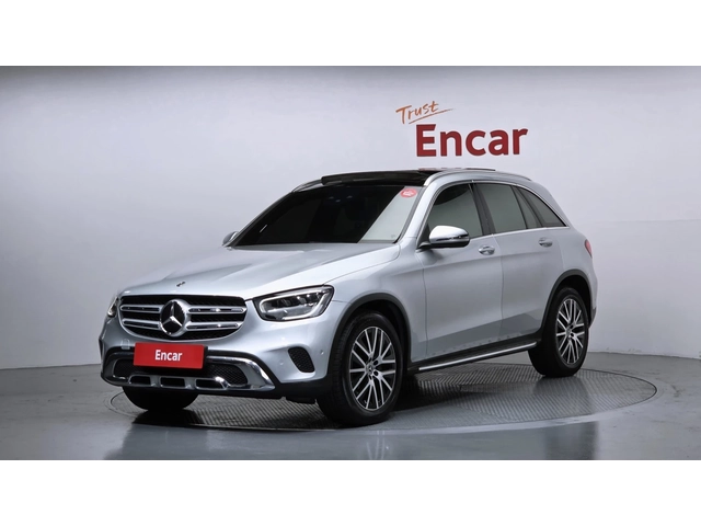 Mercedes-Benz GLC 300 4MATIC - автомобили, коли, обяви за нови и употребявани 0