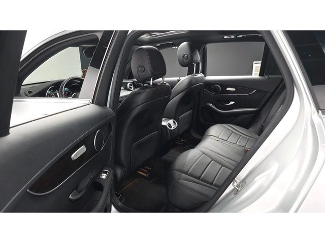Mercedes-Benz GLC 300 4MATIC - автомобили, коли, обяви за нови и употребявани 10