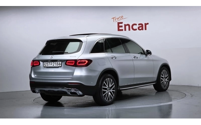 mercedes-benz-glc-300 - 1