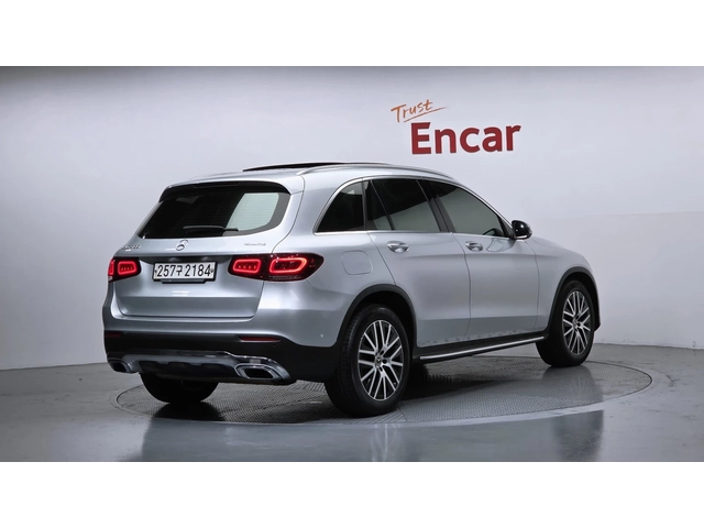 Mercedes-Benz GLC 300 4MATIC - автомобили, коли, обяви за нови и употребявани 1