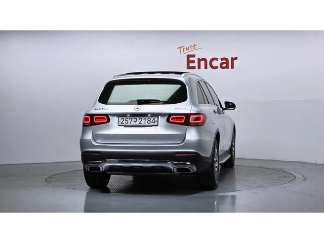 Mercedes-Benz GLC 300 4MATIC - автомобили, коли, обяви за нови и употребявани 3
