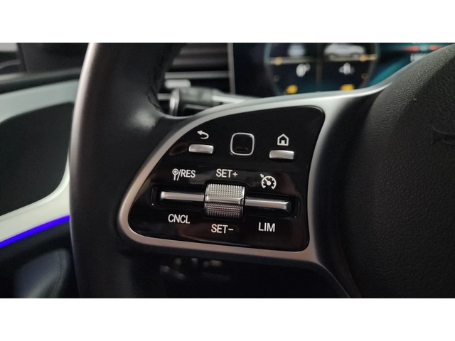 Mercedes-Benz GLC 300 - автомобили, коли, обяви за нови и употребявани 11