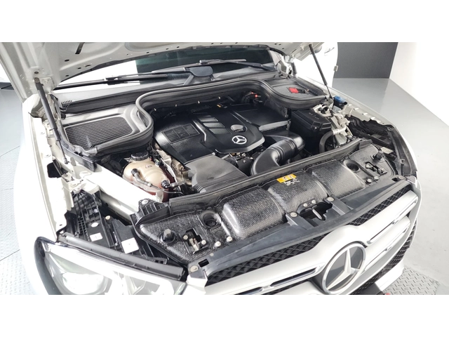 Mercedes-Benz GLC 300 - автомобили, коли, обяви за нови и употребявани 14