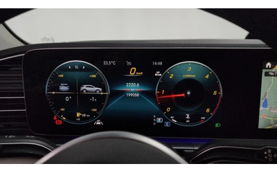 Mercedes-Benz GLC 300 - автомобили, коли, обяви за нови и употребявани 6