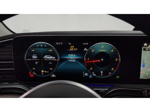 Mercedes-Benz GLC 300 - автомобили, коли, обяви за нови и употребявани 6