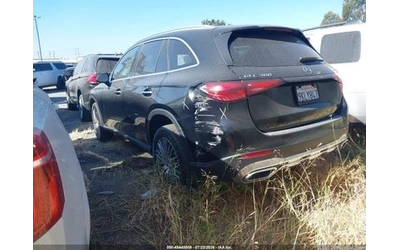 mercedes-benz-glc-300 - 2