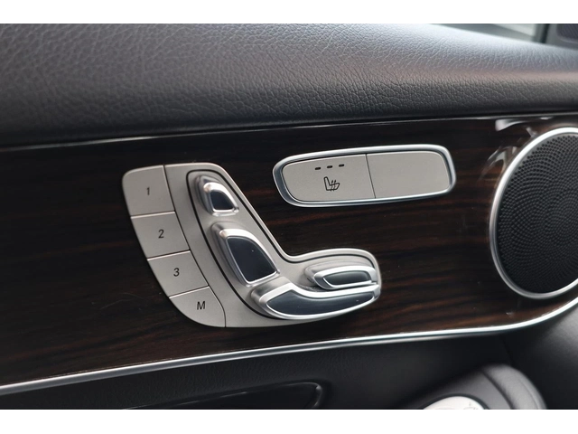 Mercedes-Benz GLC 300 GLC 300 4MATIC | Blind Spot | Памет | Подгрев| 360 - автомобили, коли, обяви за нови и употребявани 16