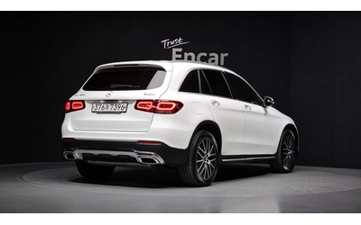 mercedes-benz-glc-300 - 1