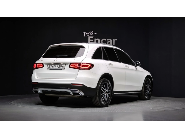 Mercedes-Benz GLC 300 GLC300 4MATIC | HUD | MEMORY | Панорама - автомобили, коли, обяви за нови и употребявани 1