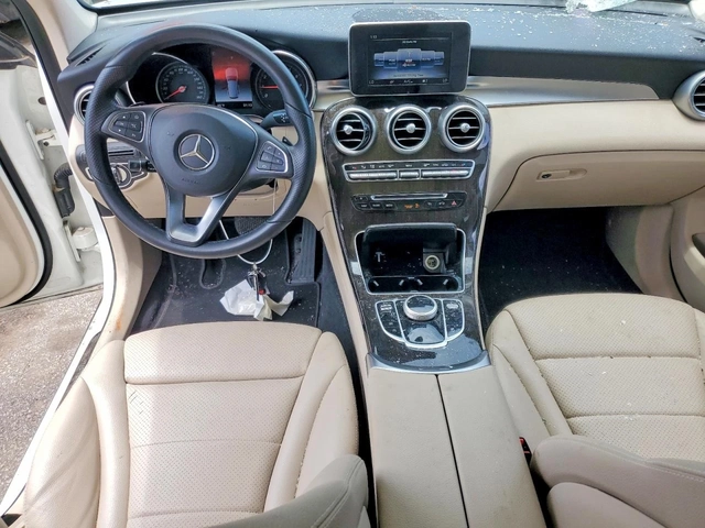 Mercedes-Benz GLC 300 4MATIC - автомобили, коли, обяви за нови и употребявани 7